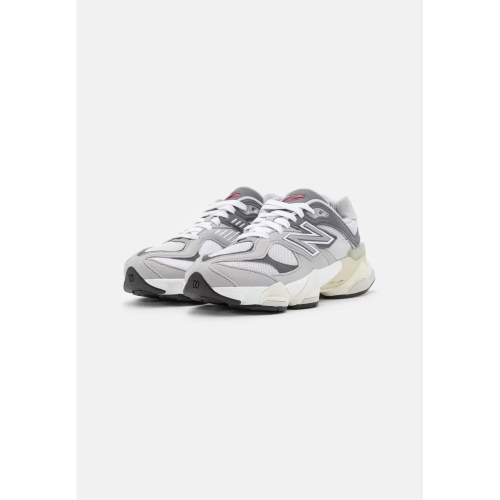 NEW BALANCE Sneakers 9060-PE26